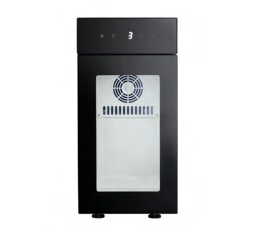 Manufacturer range photography / La Cimbali Milk cooling