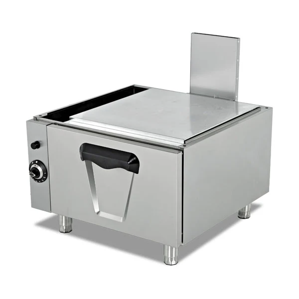 900 Plus undercounter gas ovens / Manufacturer photography 1