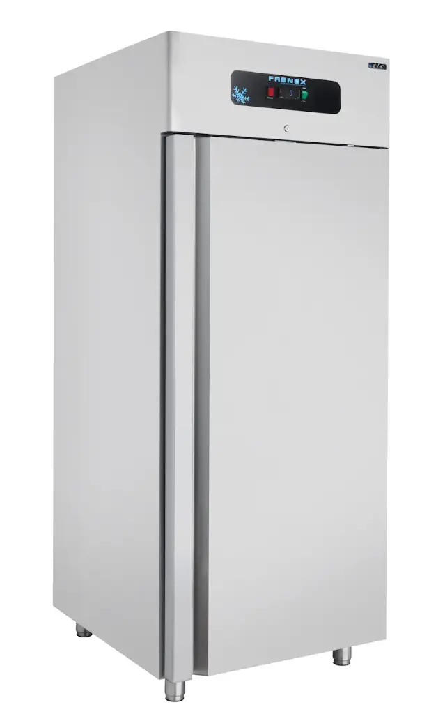 UPRIGHT REFRIGERATOR 